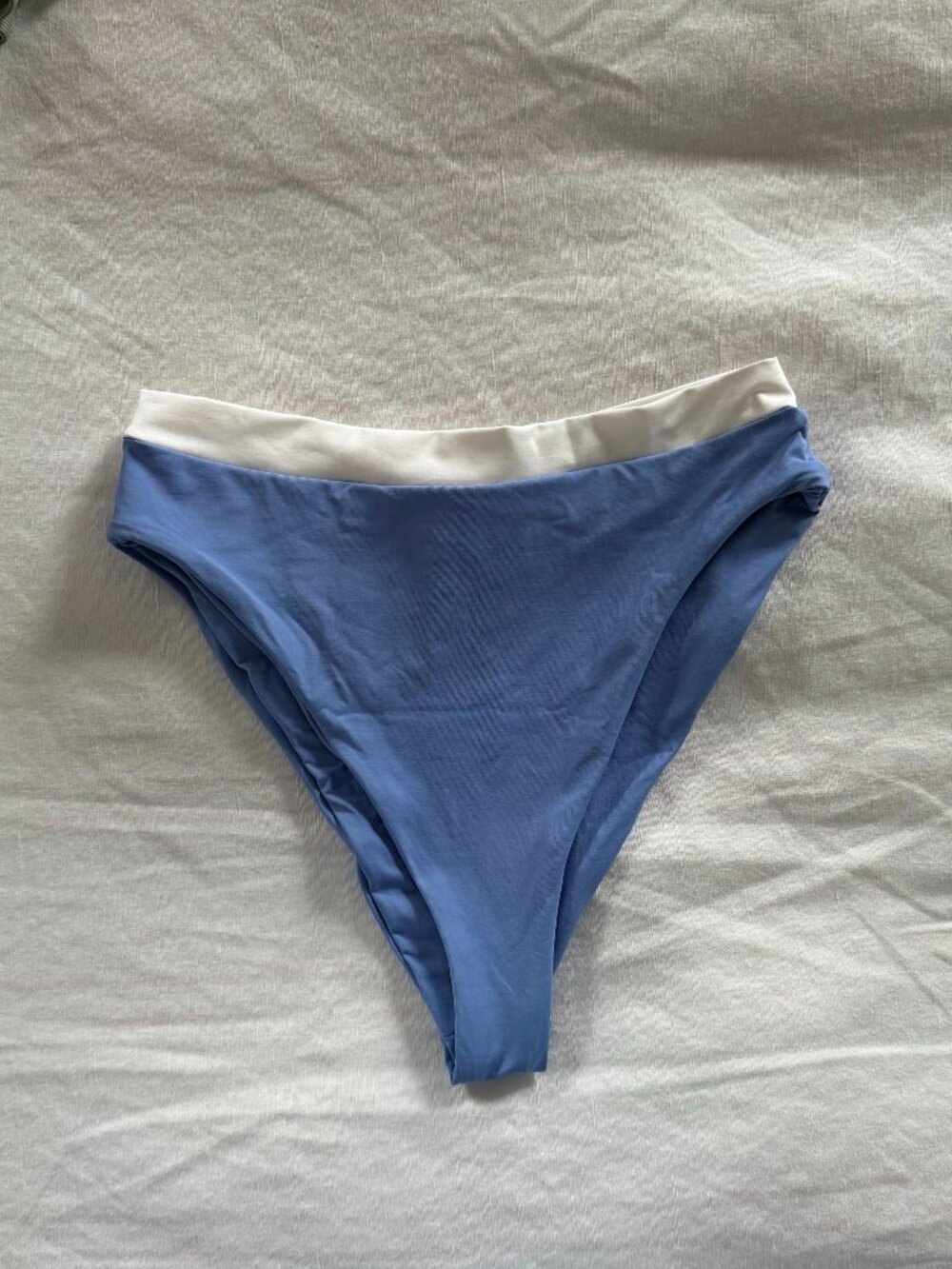 LSPACE Bikini Set - Picture 4 of 5